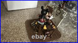 Mickey Mouse MM Self Portrait Collection Limited Edition Disney world