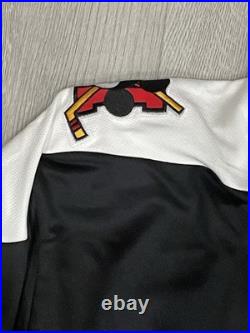 NEW Walt Disney Parks Mickey Mouse 28 Adult Hockey Jersey Size X-Large