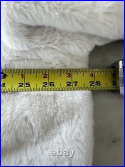 New Disney Mickey Mouse & Friends Faux White Fur Jacket Size 1X New Disney Mickey Mouse & Friends Faux White Fur Jacket Size 1X