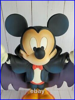 RARE Disney Store Halloween Light Up Mickey Mouse Vampire Dracula Statue Figure