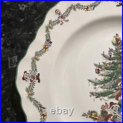 Spode Rare Mickey Mouse Christmas Scalloped Plate
