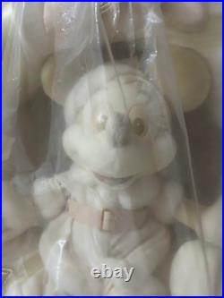 Tokyo Disney Resort Christmas Extra Large Mickey Mouse Plush White Wreath Japan