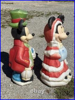 VINTAGE Disney Mickey and Minnie Mouse Christmas Blow Molds 33 1/2 Yard Decor
