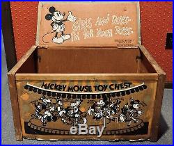 VINTAGE RARE 1930s DISNEY MICKEY MOUSE TOY CHEST AND CHILDS SEAT