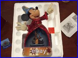 V V Rare Disney Tradition Mickey Mouse As Sorcerer's Apprentice musical/light Up