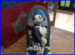 V v rare disney tradition'mickey mouse-80 years of laughter' boxed 8.5 V v rare disney tradition'mickey mouse-80 years of laughter' boxed 8.5