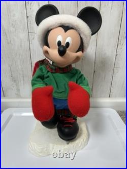 Vintage 1998 Disney Mickey Mouse Unlimited Animation Ice Skating Christmas