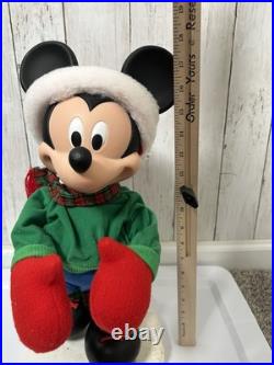 Vintage 1998 Disney Mickey Mouse Unlimited Animation Ice Skating Christmas