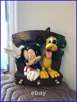 Vintage Disney Mickey Mouse & Pluto Resin Coat Hooks Paque