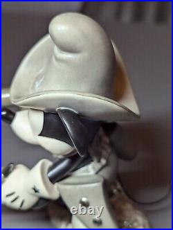 WDCC Disney Classics Two Gun Mickey Mouse Quick Draw Cowboy Porcelain Figure T10