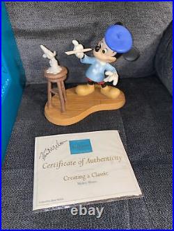 WDCC Disney MICKEY MOUSE CREATING A CLASSIC With Box And COA Signed