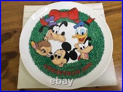 Walt Disney Christmas Plate 1981 Goofy/Bambi/Donald Duck/Mickey Mouse