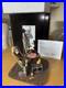 Walt_Disney_and_Mickey_Mouse_Self_Portrait_Figurine_Disneyland_Paris_C_Boyer_New_01_tod