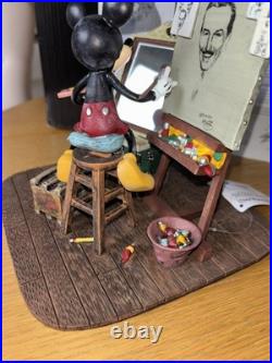 Walt Disney and Mickey Mouse Self Portrait Figurine Disneyland Paris C Boyer New Walt Disney and Mickey Mouse Self Portrait Figurine Disneyland Paris C Boyer New