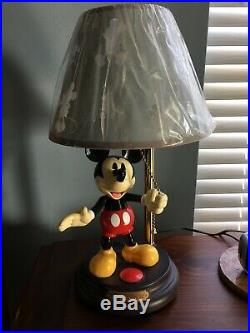 Walt Disney's Mickey Mouse ANIMATED TALKING Lamp Light VERY CUTE